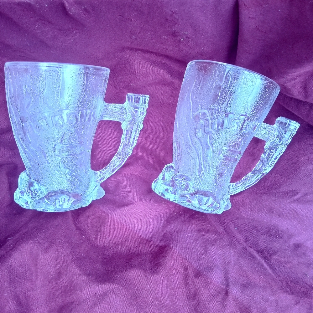 Vintage McDonald's Flintstones 1993 glass set of 2 - Picture 2 of 4